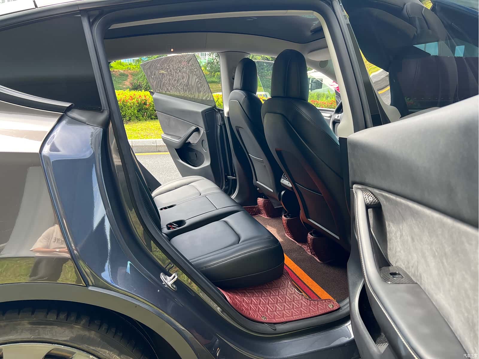 Tesla Model Y, 2022 11