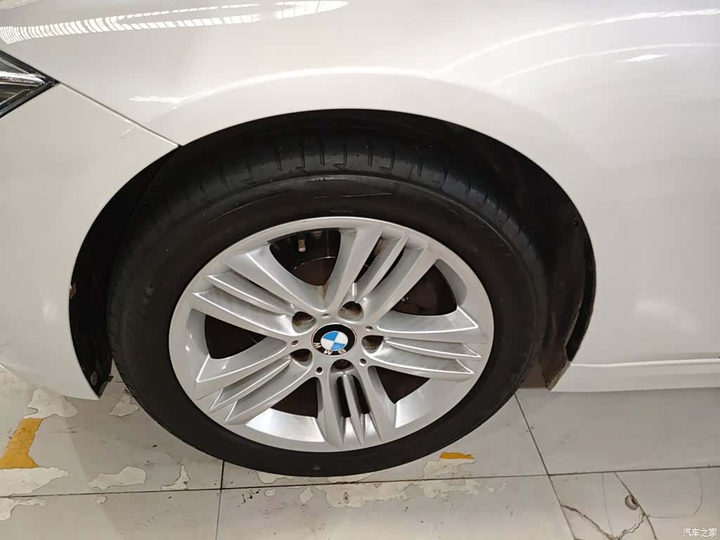 BMW 3 Series, 2016 25