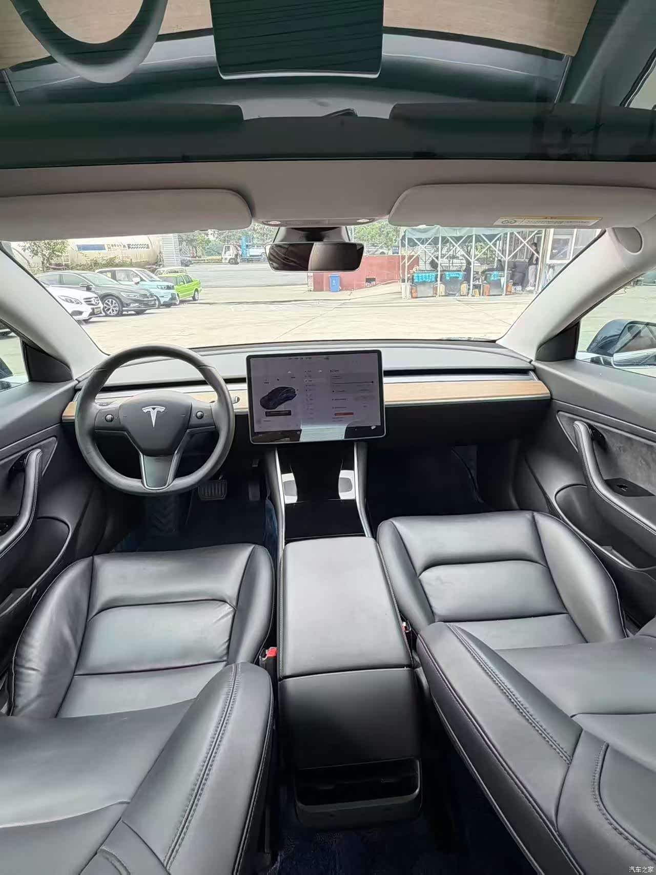 Tesla Model 3, 2020 6