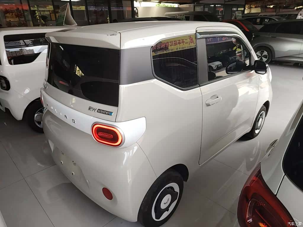 Wuling MINIEV, 2025 7