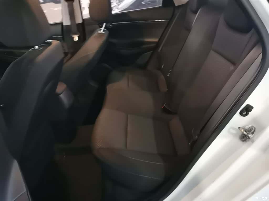 Hyundai GL, 2019 17