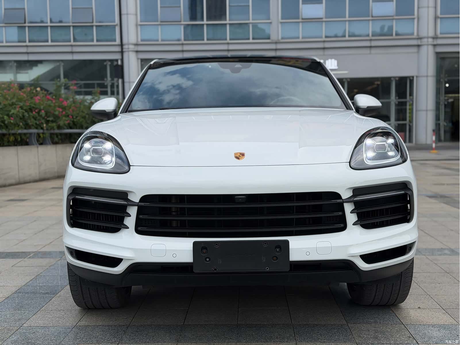 Porsche Cayenne, 2022 2