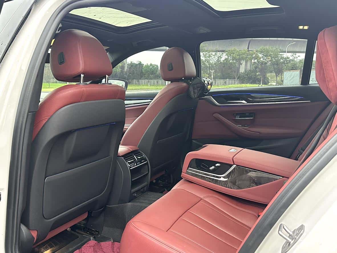 BMW 5 Series, 2018 6