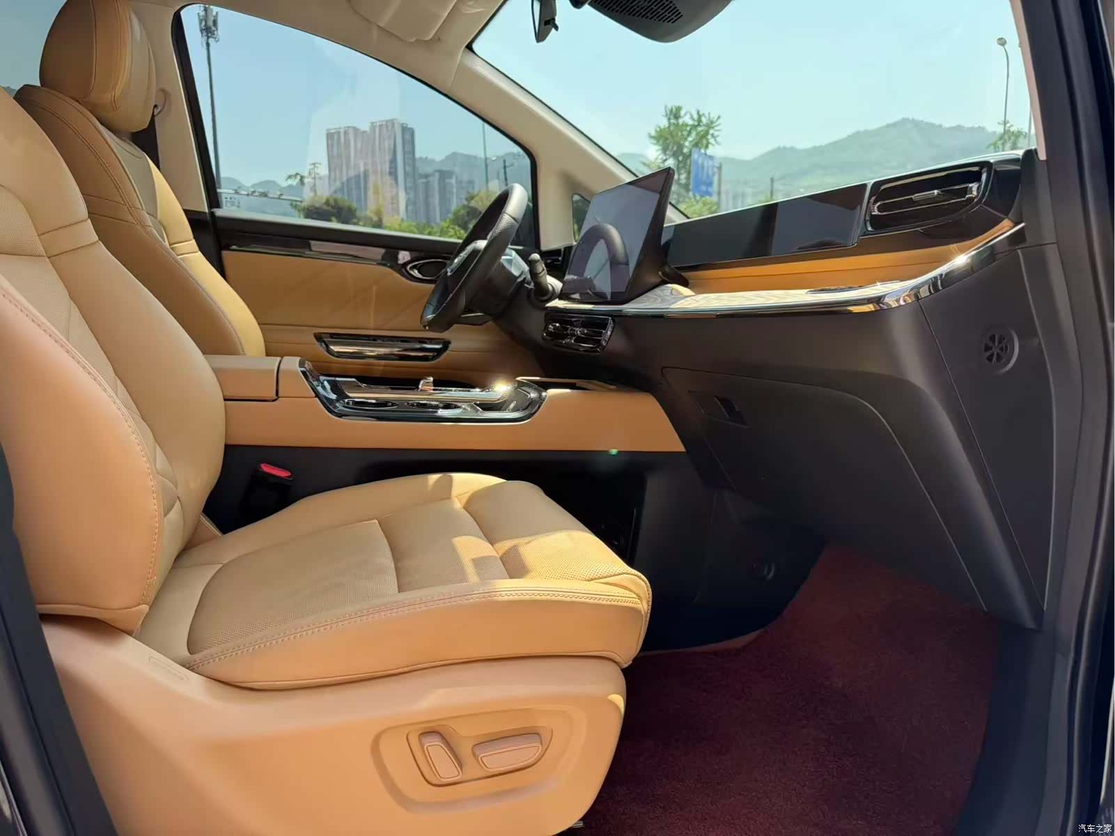 Trumpchi E8, 2024 14