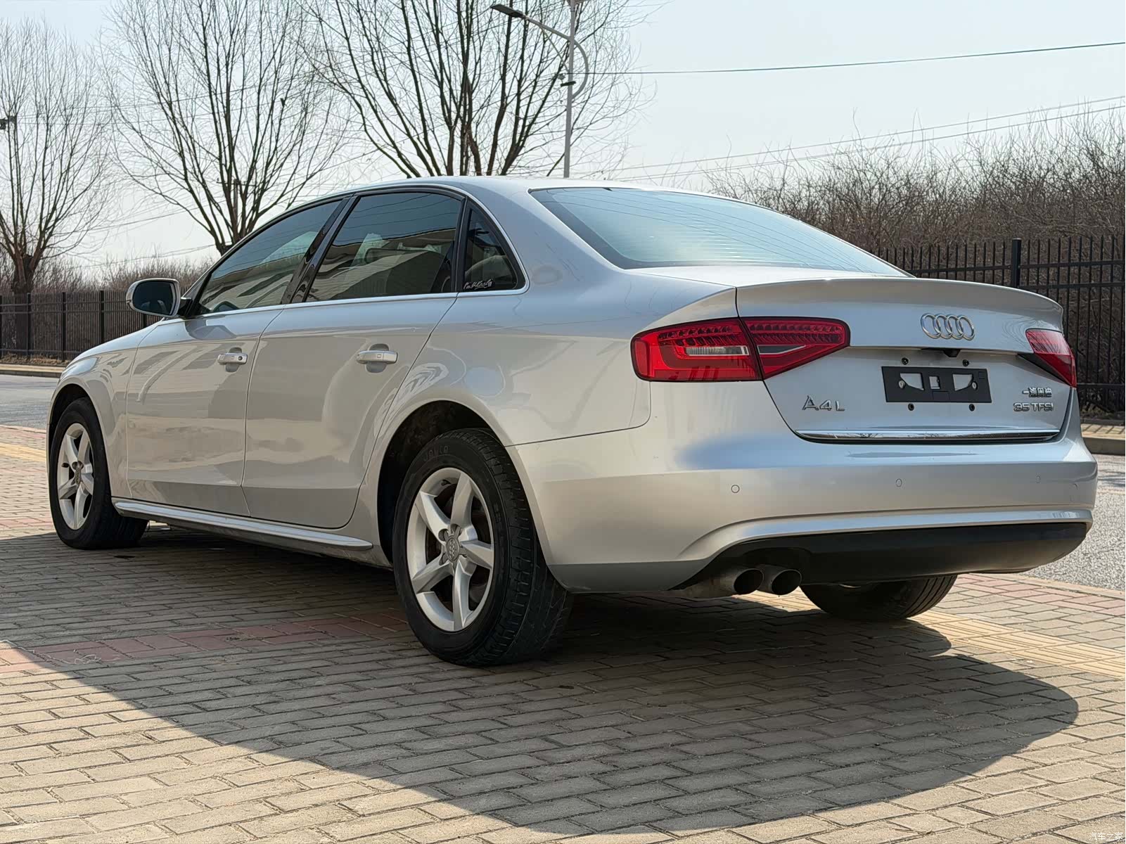 Audi A4L, 2014 6