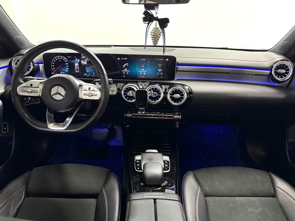 Mercedes-Benz Class A Mercedes-Benz Class A