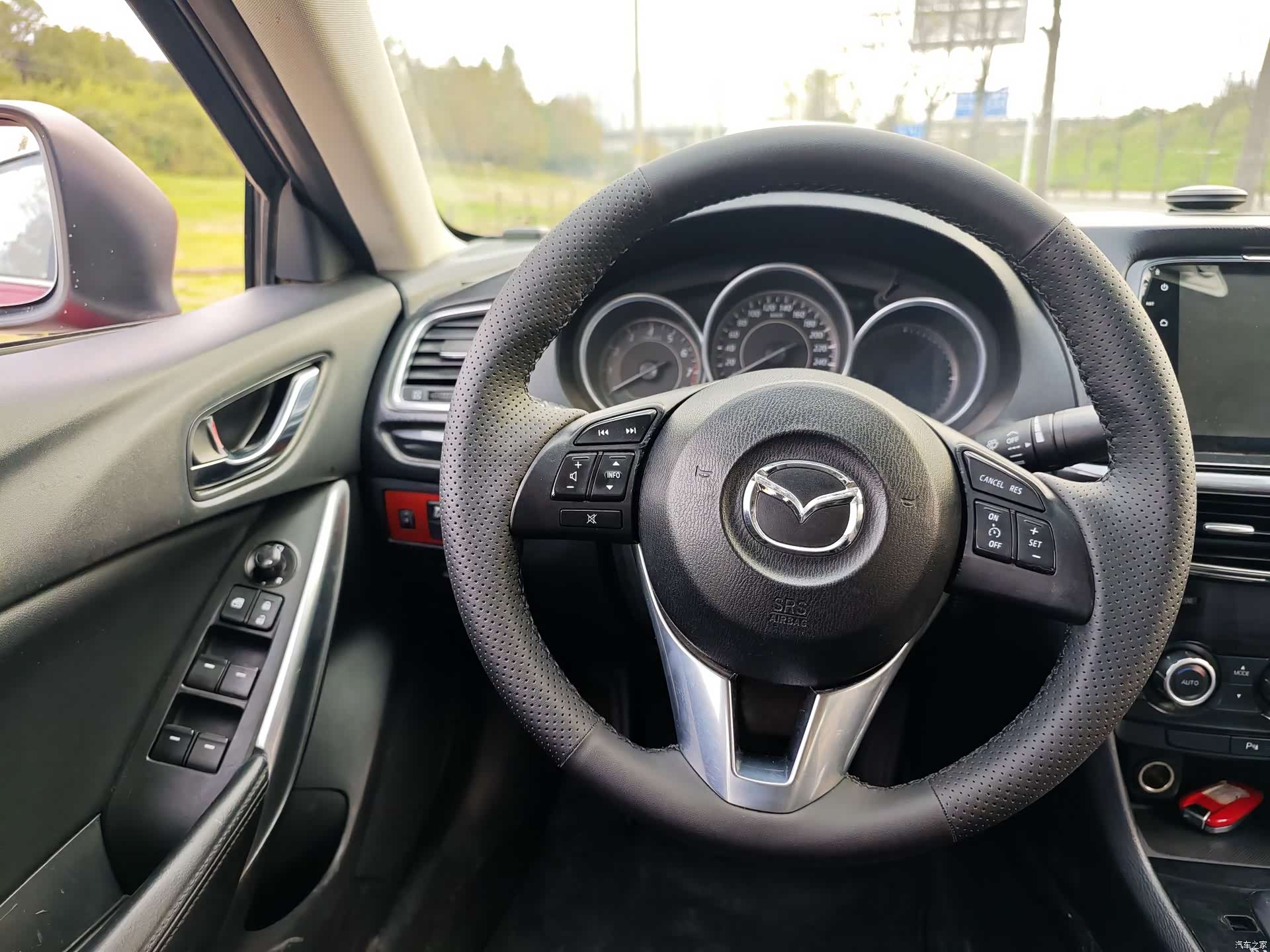 Mazda Atenza, 2016 9