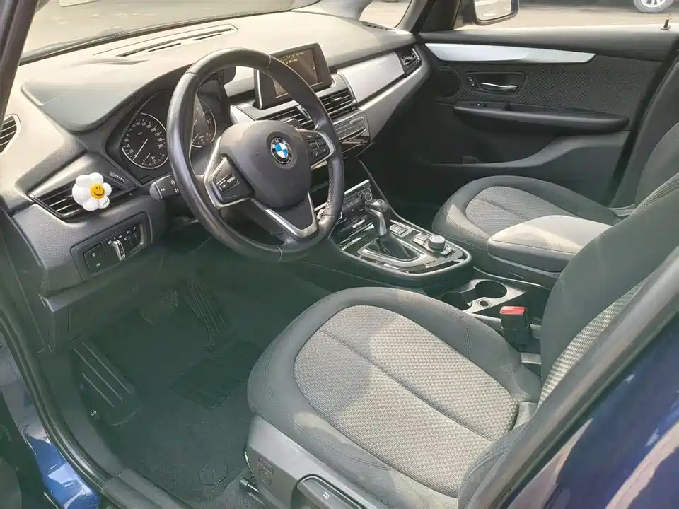 BMW 2 series station wagon