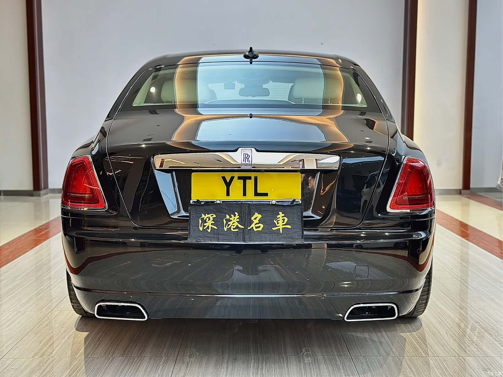 Rolls-Royce Ghost, 2011 4