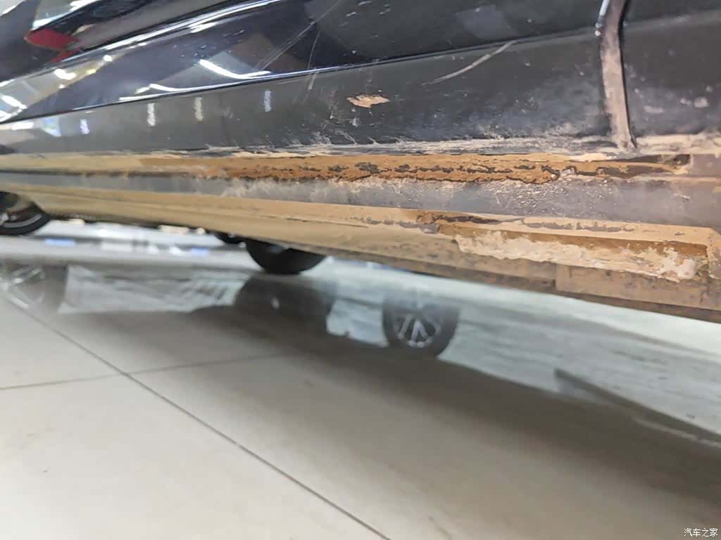 Audi Q2L, 2020 19