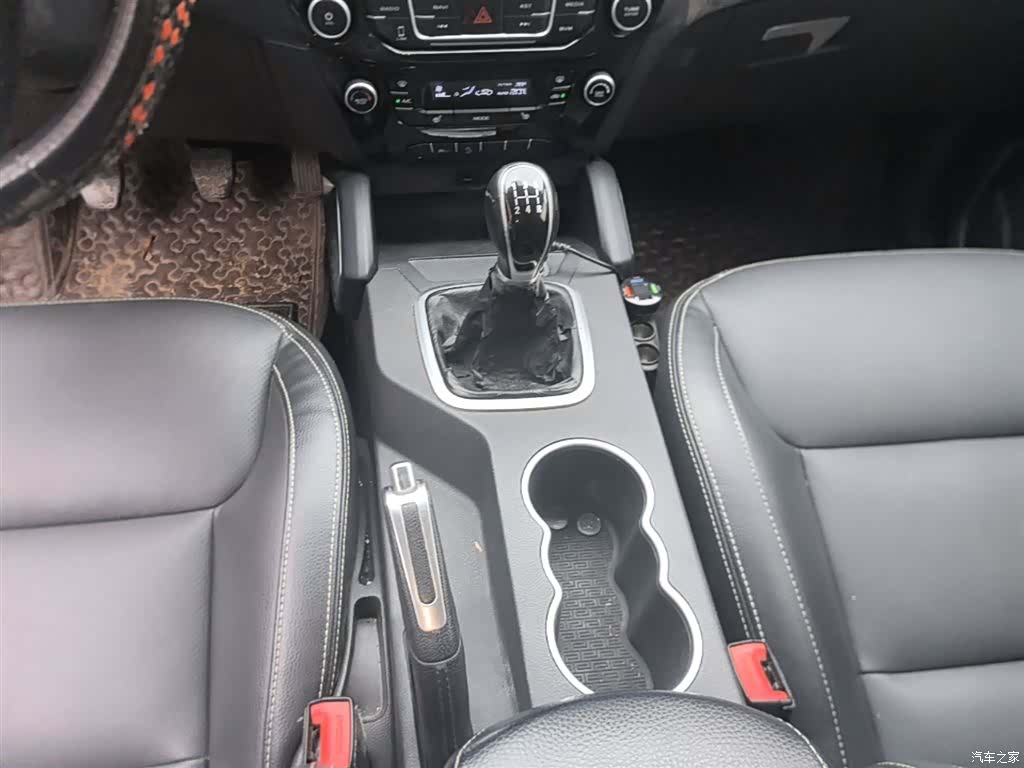Geely X6, 2017 14