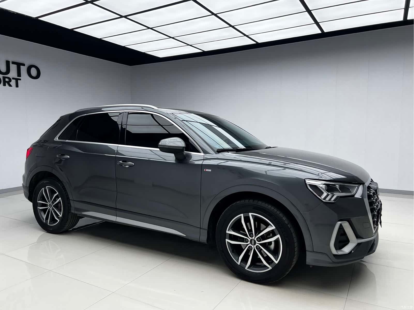Audi Q3, 2021 3