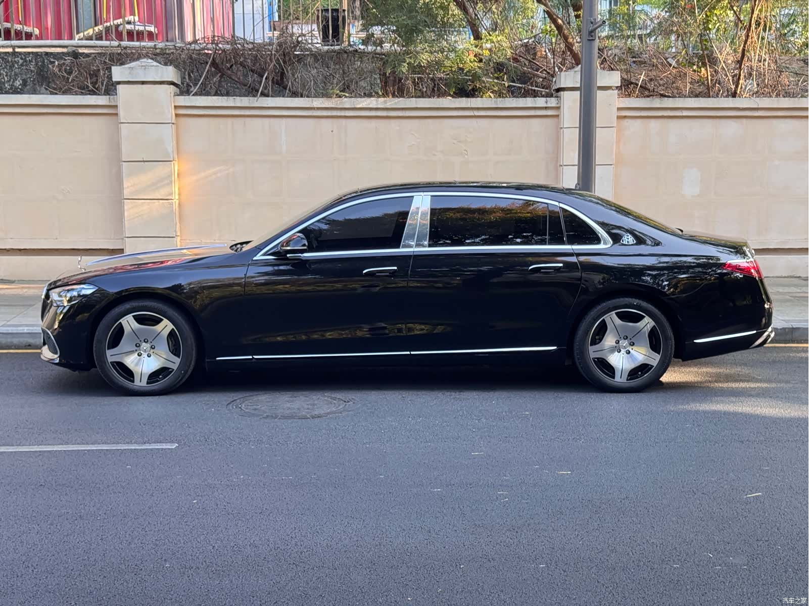 Maybach S-Class, 2023 4
