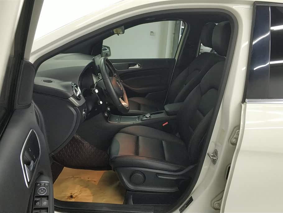 Mercedes-Benz Class B