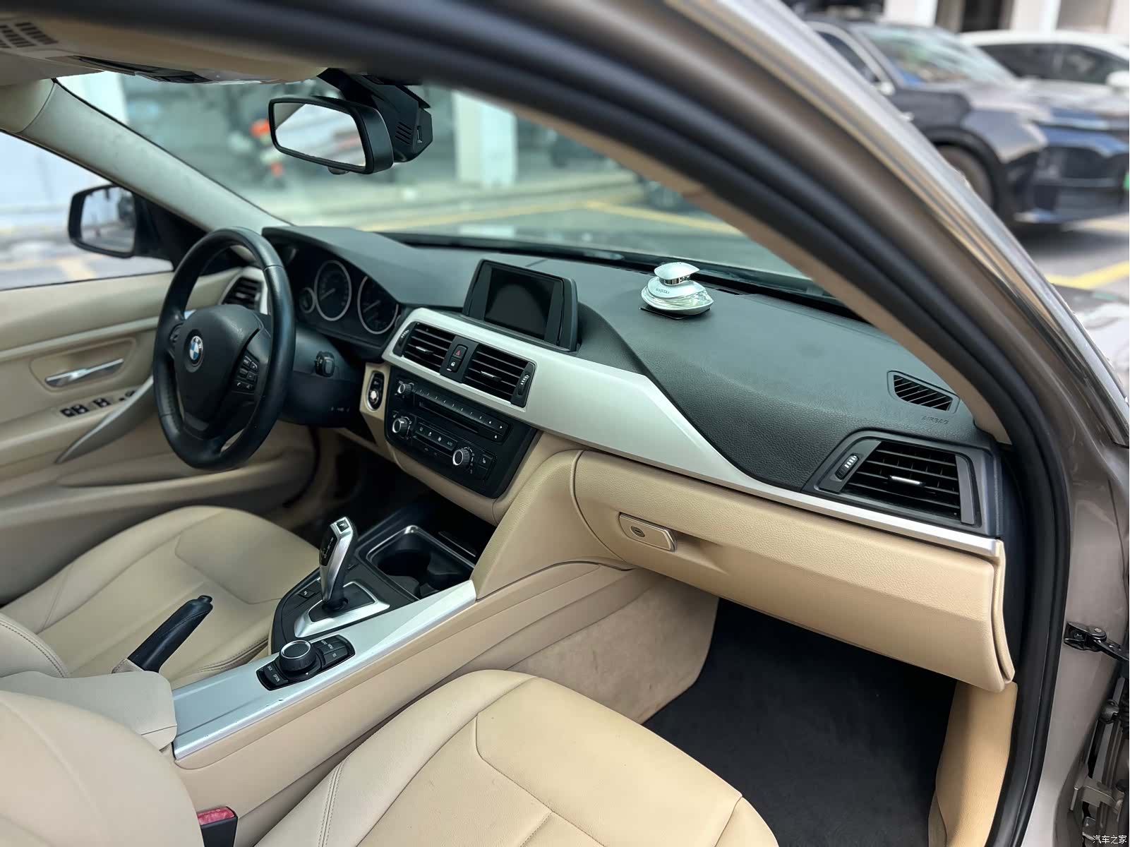 BMW 3 Series, 2015 32