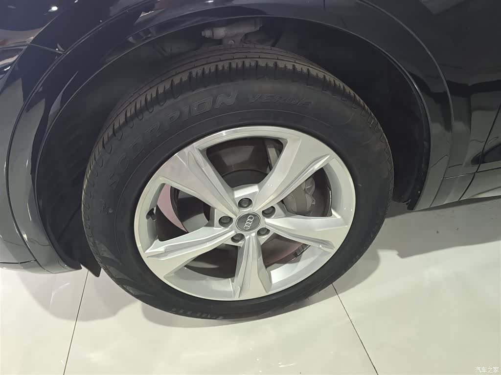 Audi Q5L, 2019 23