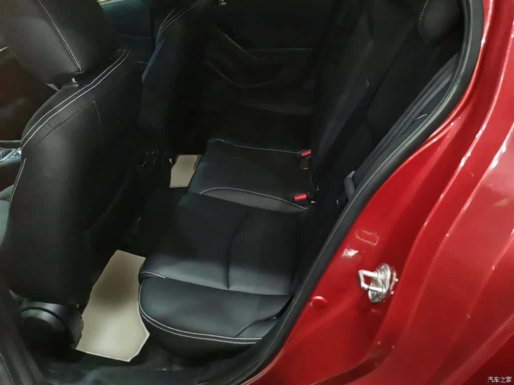 Mazda Mazda3, 2019 17