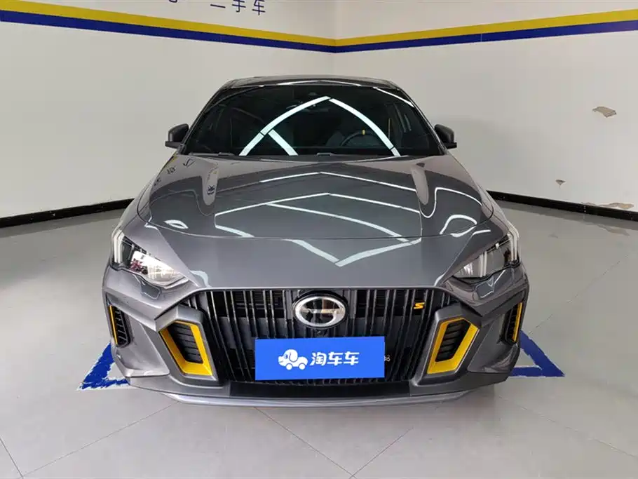 Trumpchi Shadow Leopard