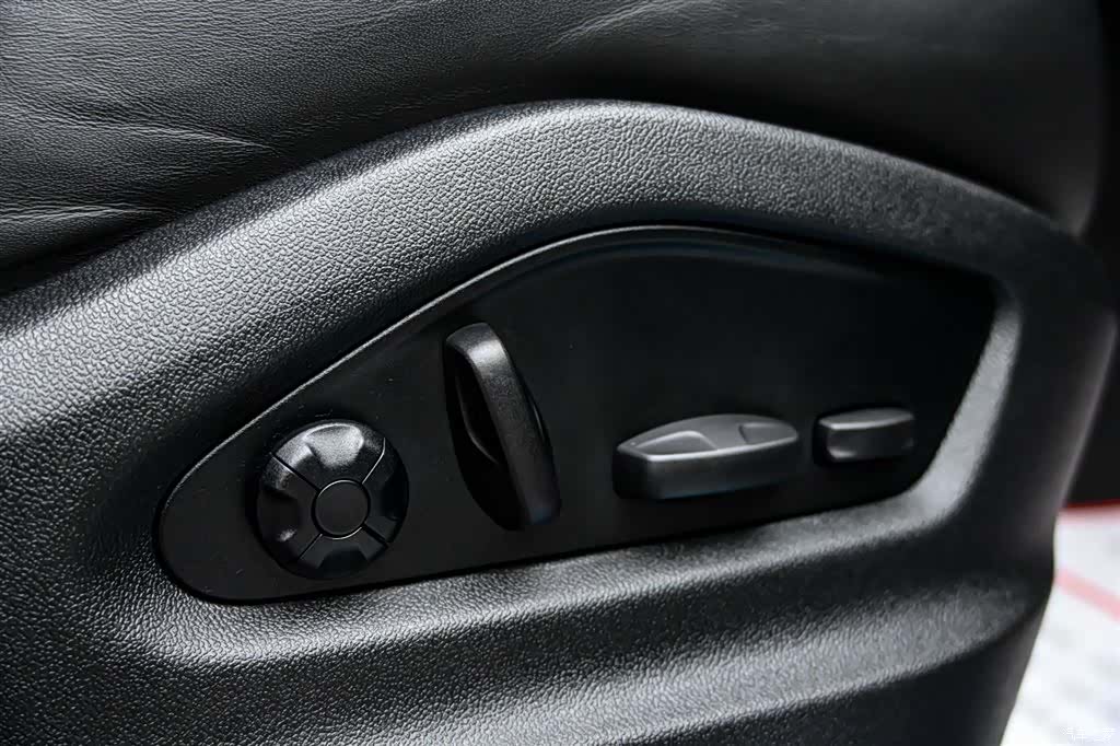 Porsche Cayenne, 2025 29
