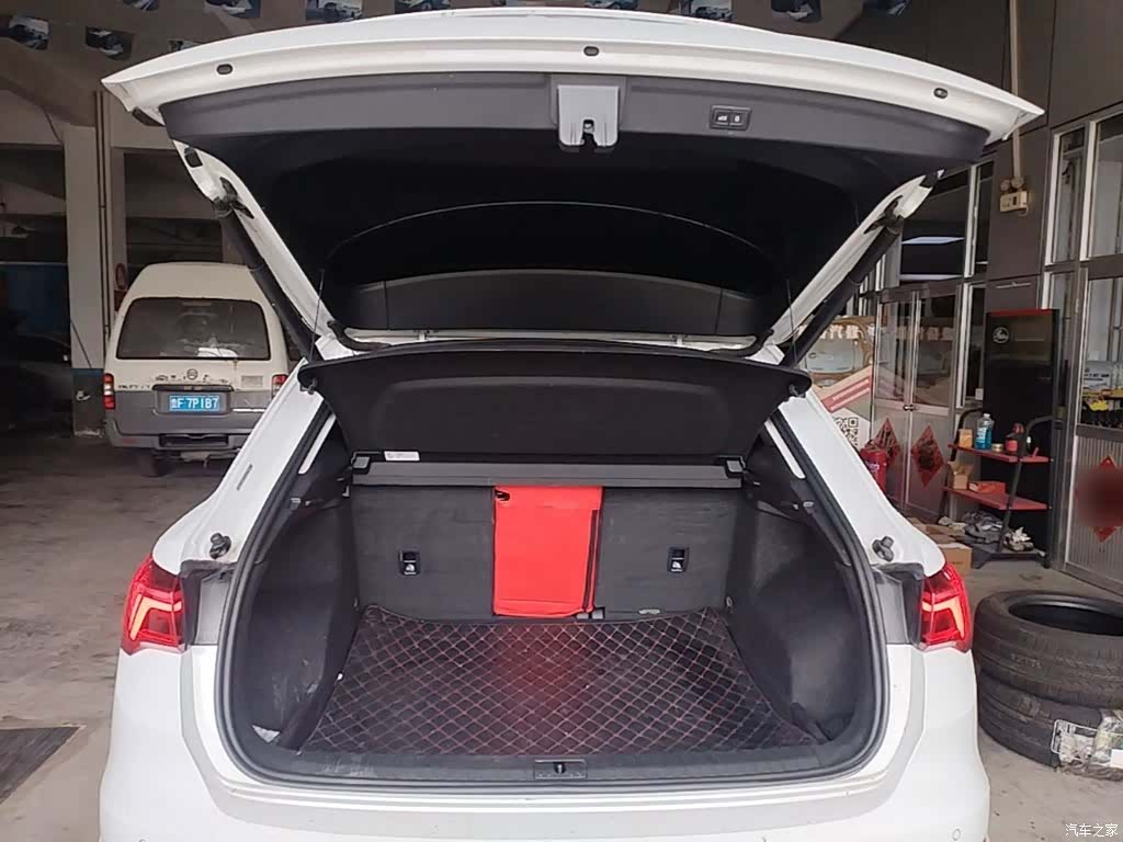 Audi Q3, 2021 19