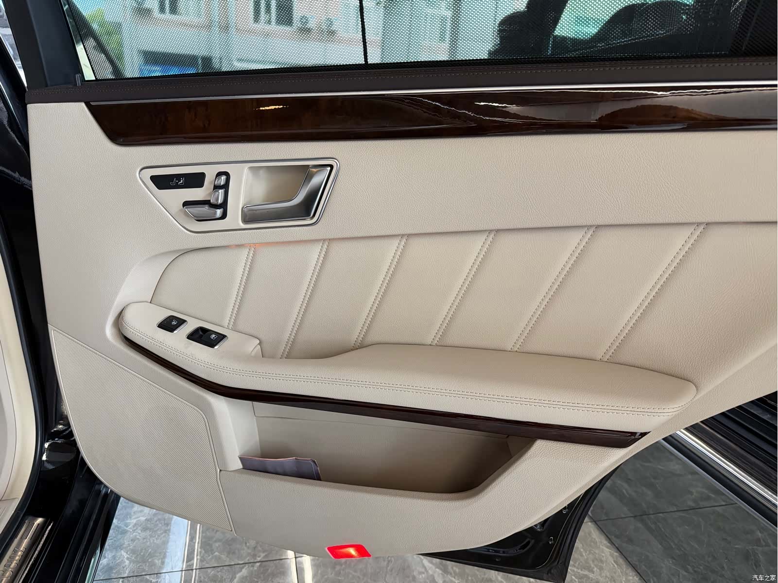 Mercedes-Benz E-Class, 2015 14