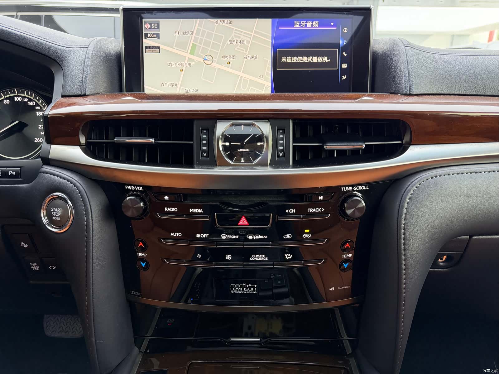 Lexus LX, 2017 14
