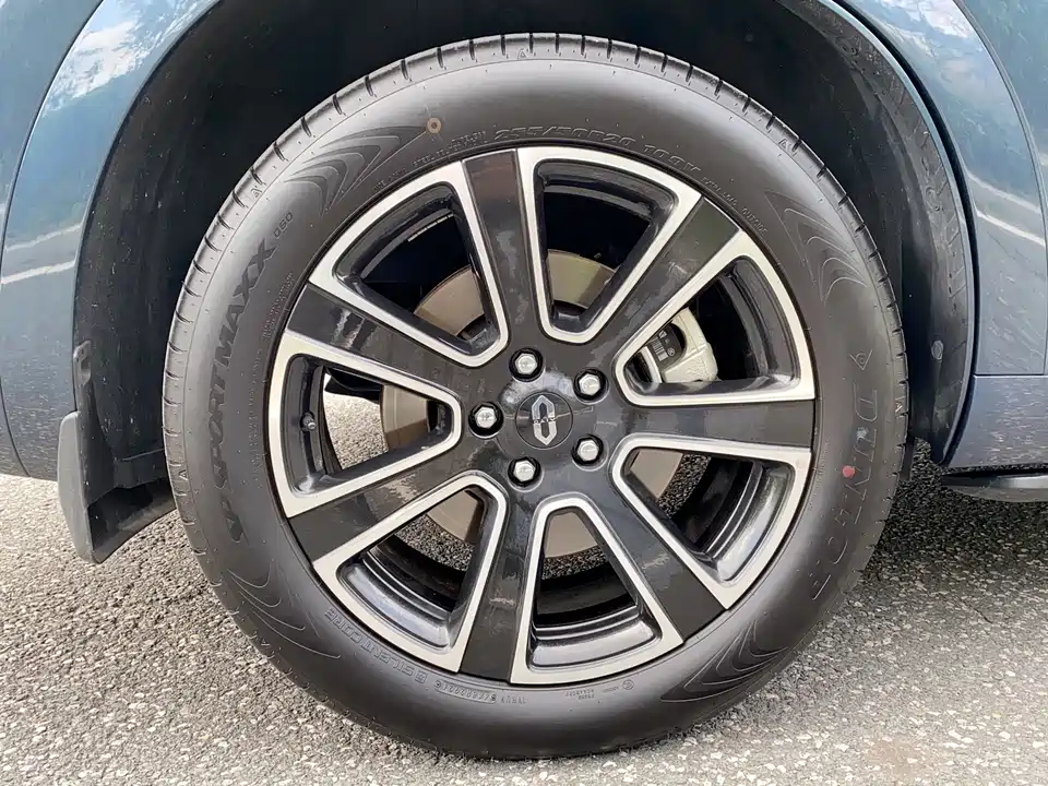 AITO Ask the world M7