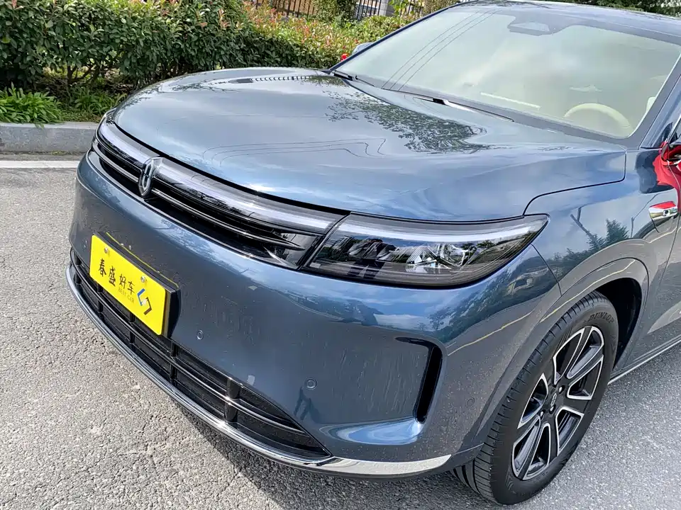 AITO Ask the world M7