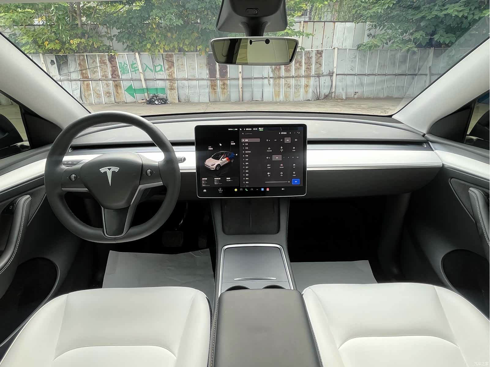 Tesla Model Y, 2022 9