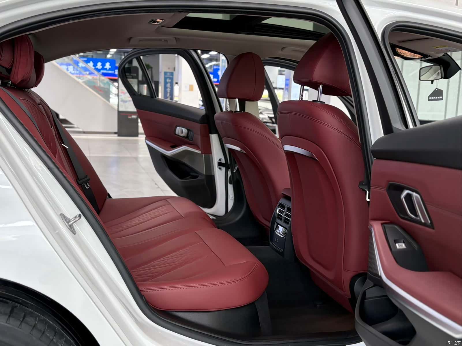 BMW i3, 2023 6