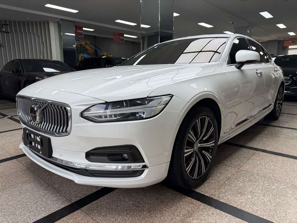 Volvo S90 2021 B5 Luxury
