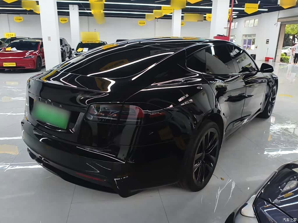 Tesla Model S, 2023 7