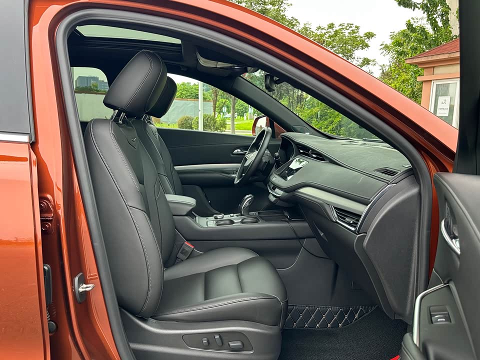 Cadillac XT4