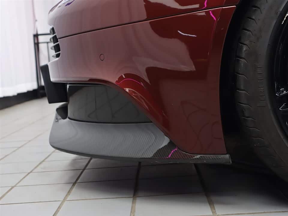 Aston Martin Vanquish Aston Martin Vanquish