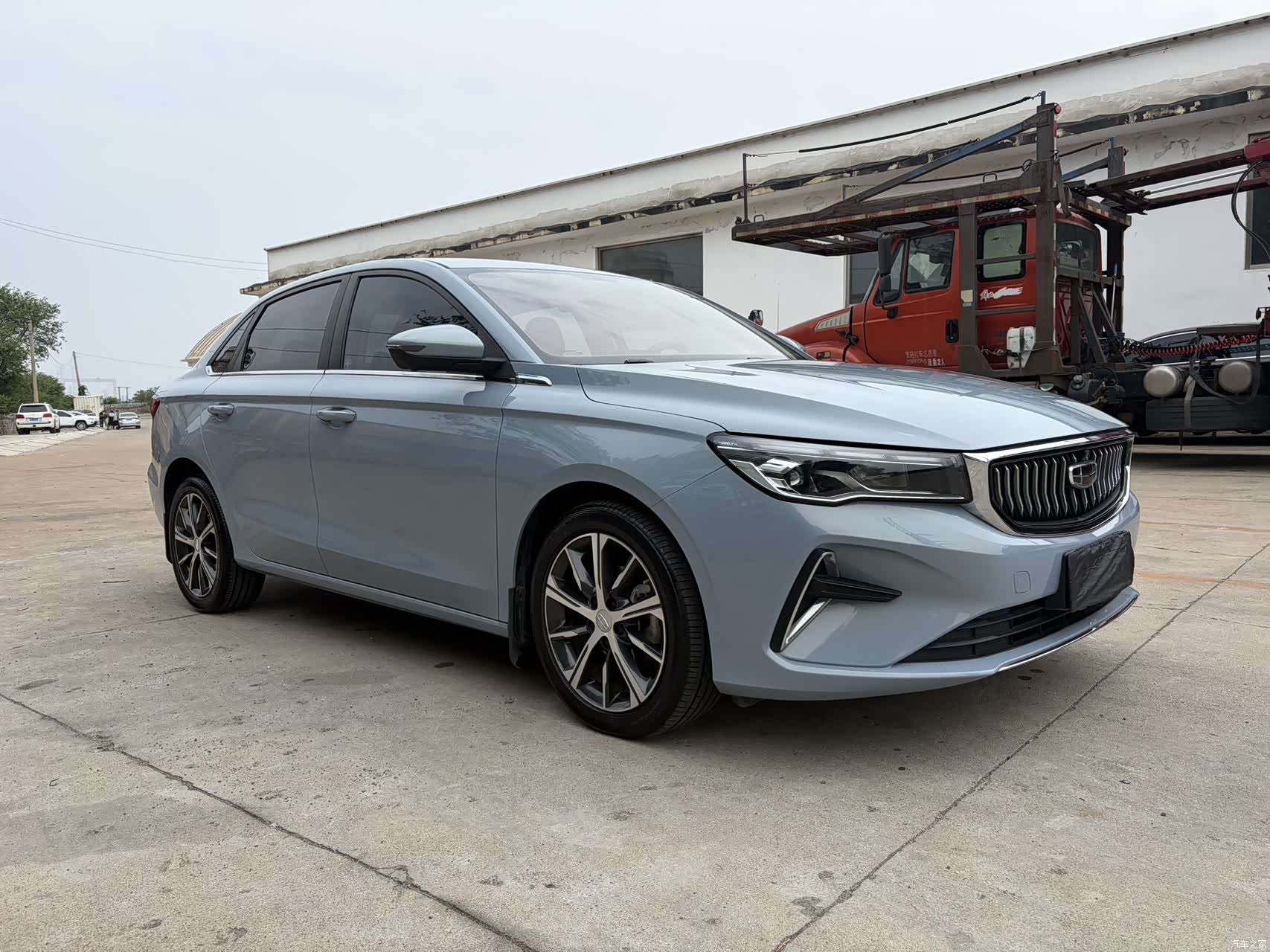 Geely Emgrand, 2023 3