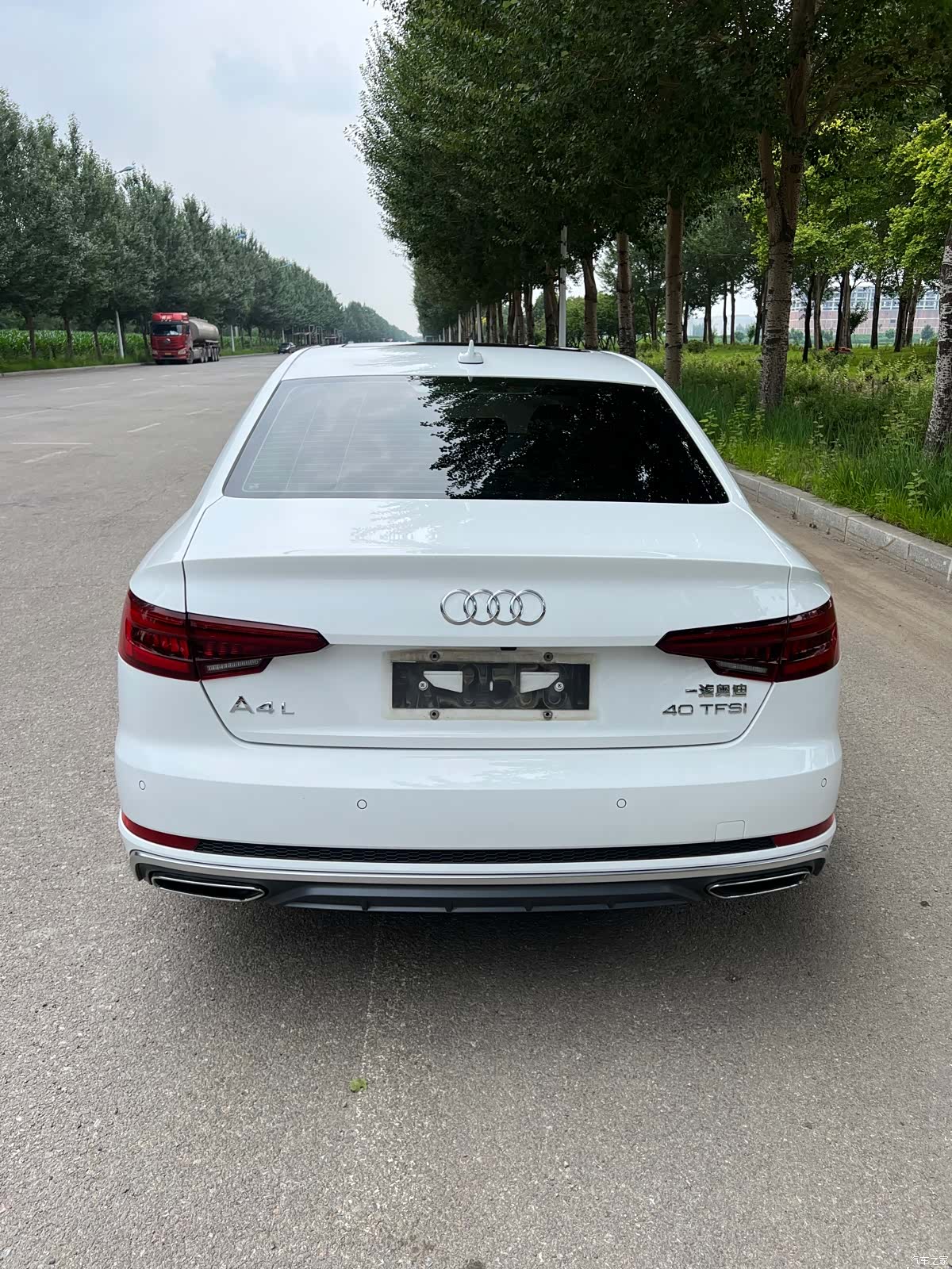 Audi A4L, 2019 8