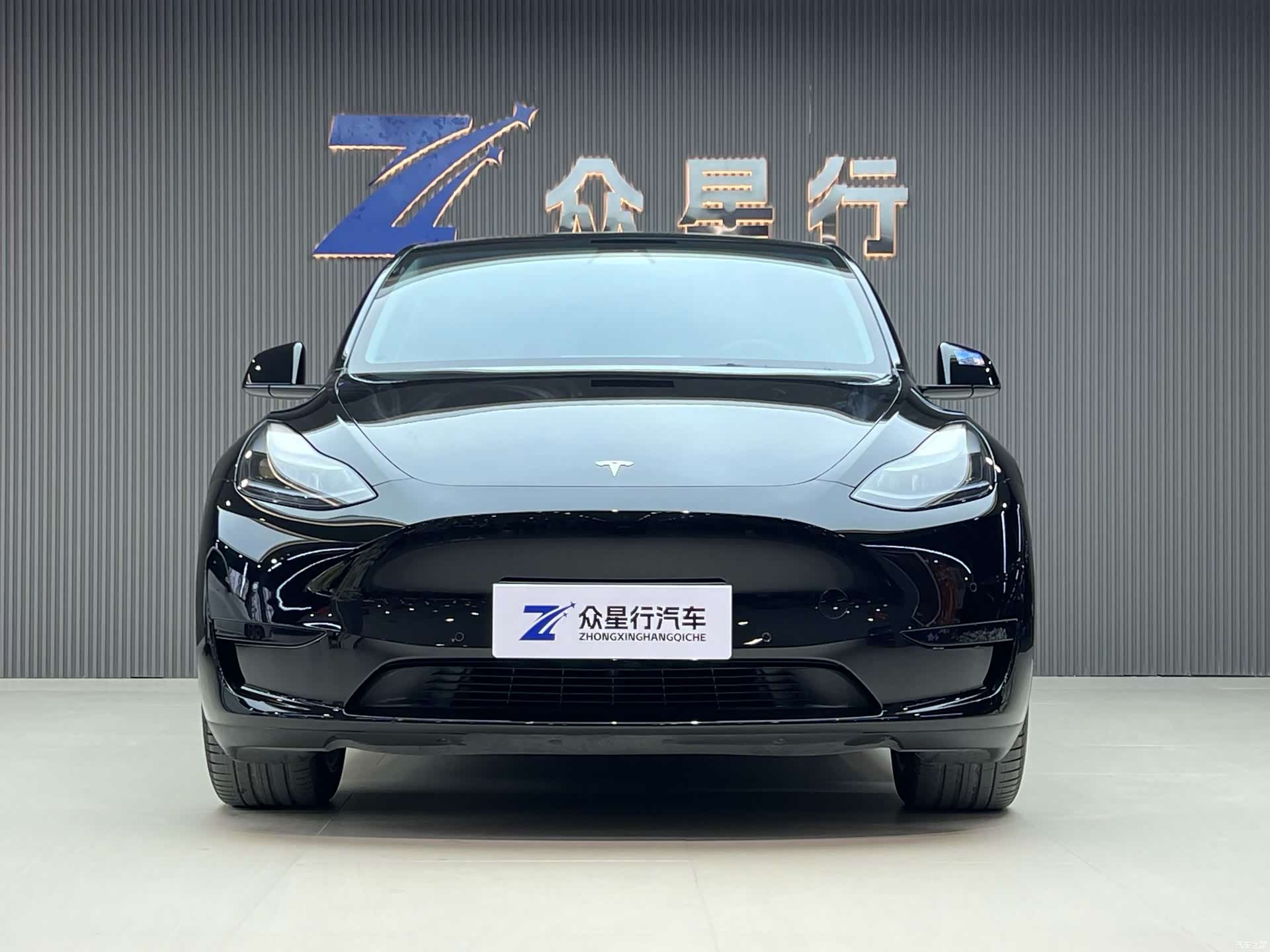 Tesla Model Y, 2022 2
