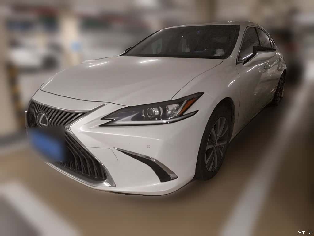 Lexus ES, 2020 2