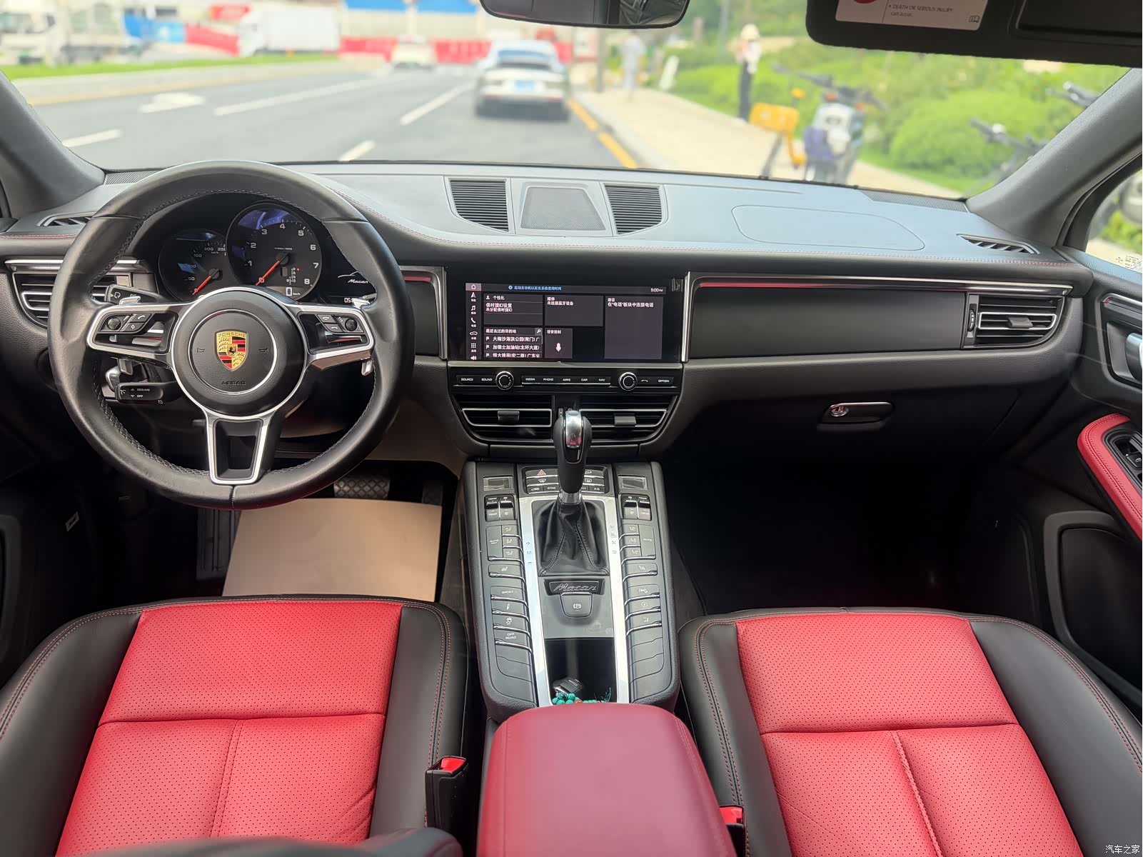 Porsche Macan, 2022 13
