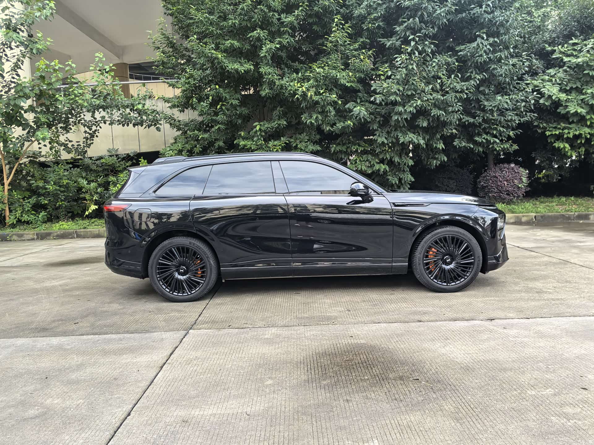 Xpeng G9, 2025 7