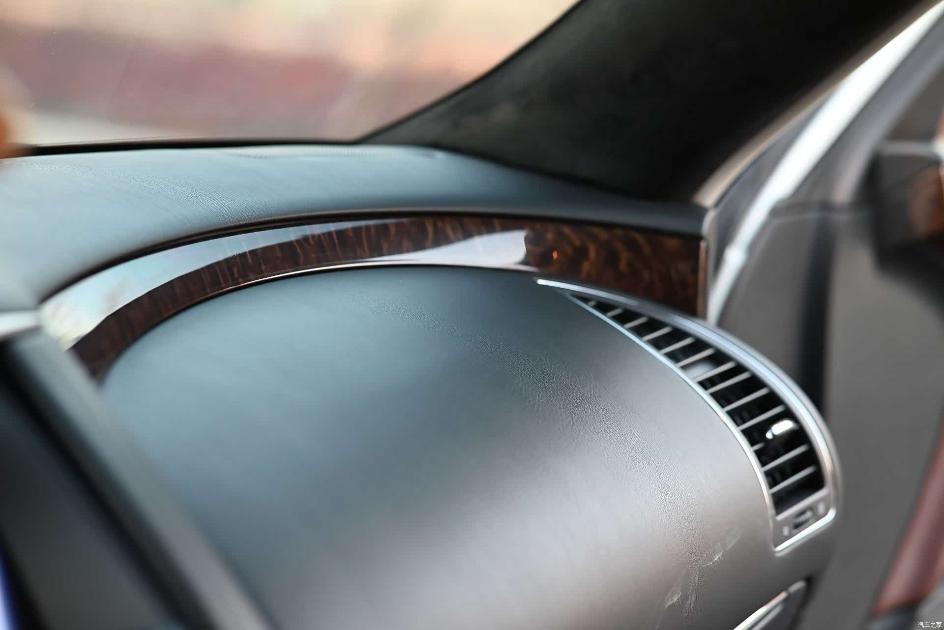 Nissan Patrol, 2019 11