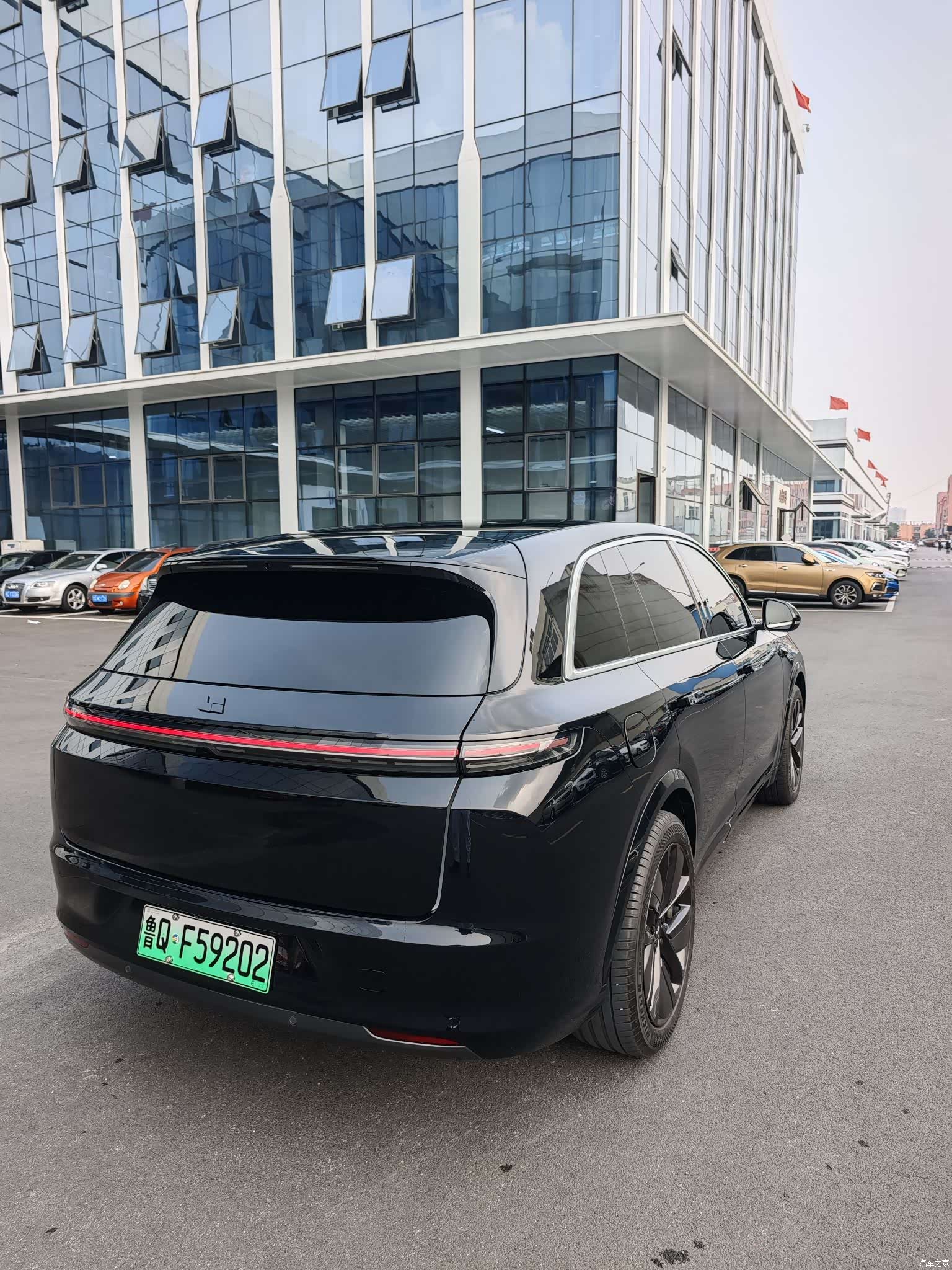 Li Auto L7, 2023 все фото