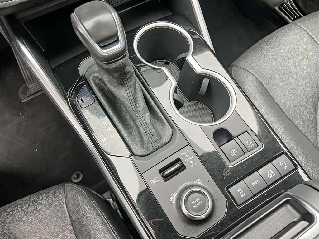 Toyota Highlander, 2022 21