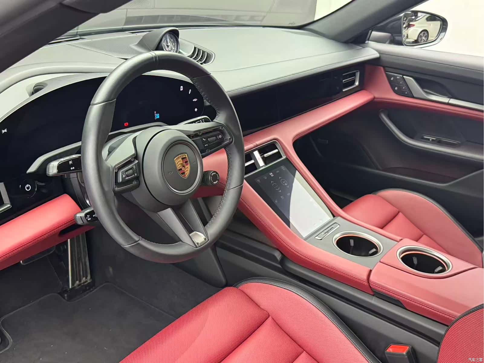 Porsche Taycan, 2025 6