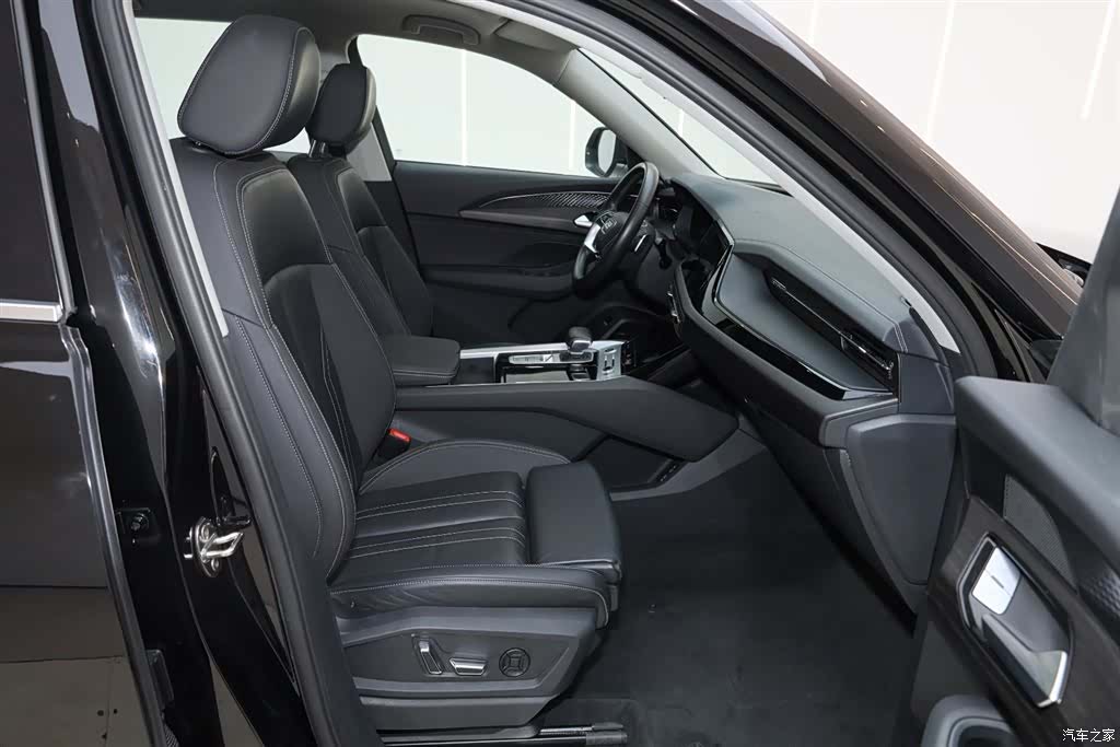 Audi Q6, 2024 19