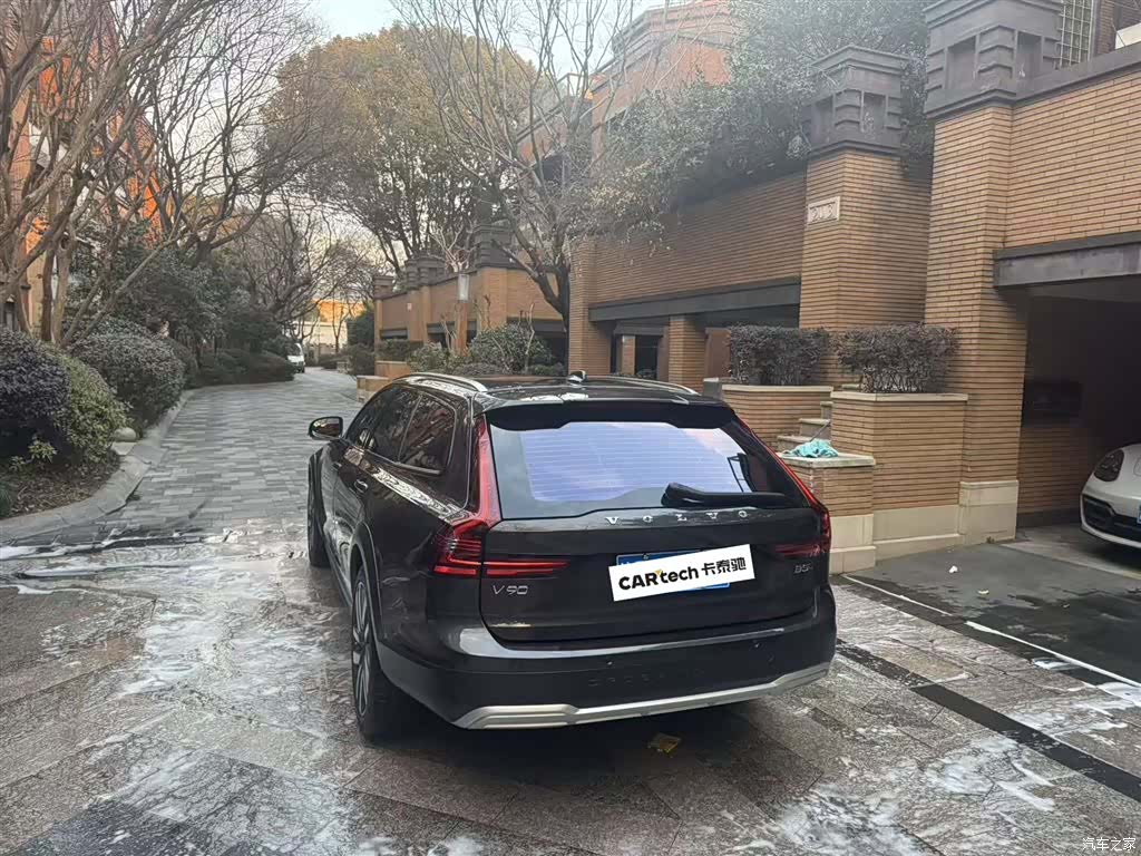 Volvo V90, 2023 2