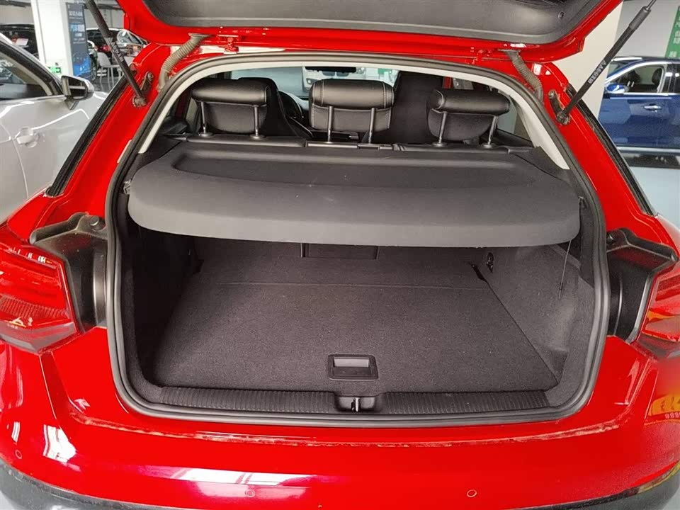 Audi Q2L Audi Q2L