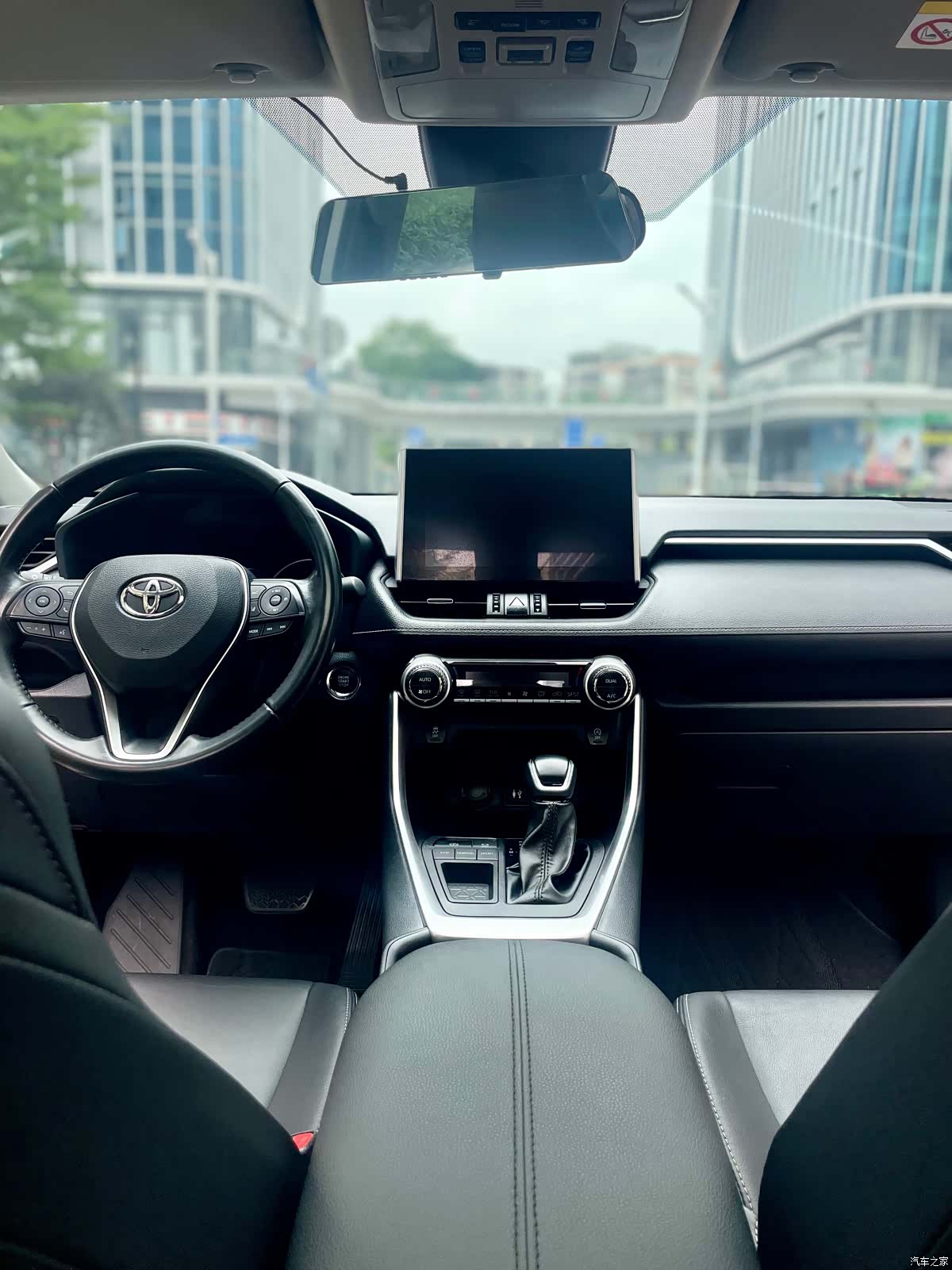 Toyota Wildlander, 2022 11