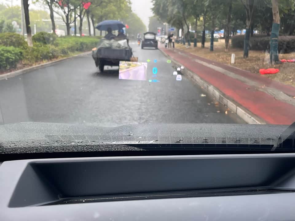 ARCFOX Polar Fox Alpha T5