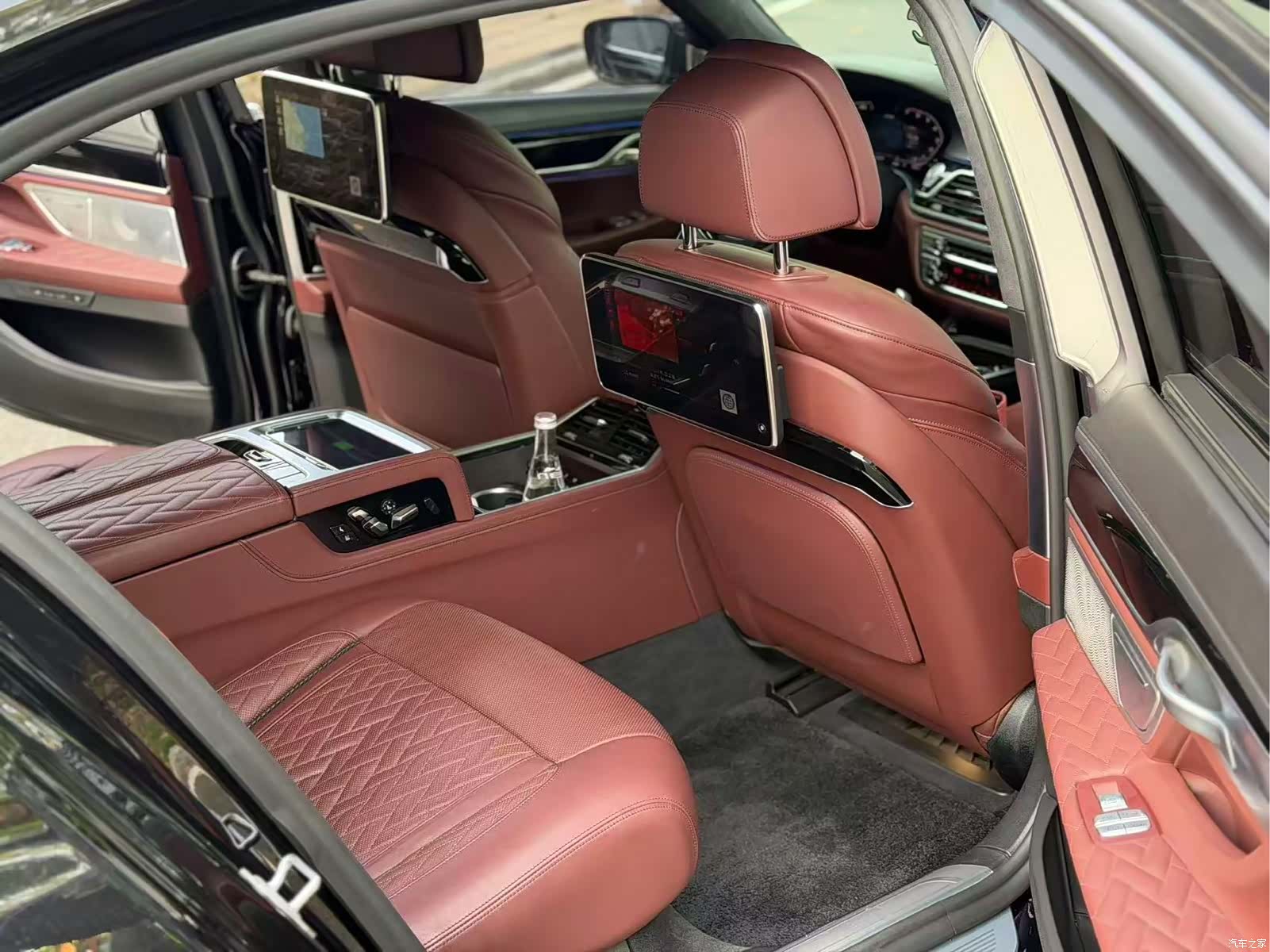BMW 7 Series, 2020 6